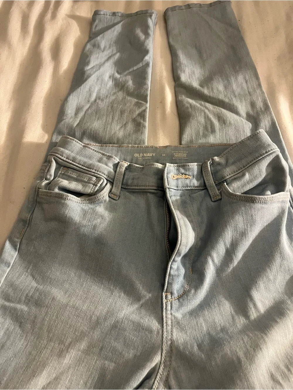 Old Navy Men’s Skinny Jeans in Light Blue Wash